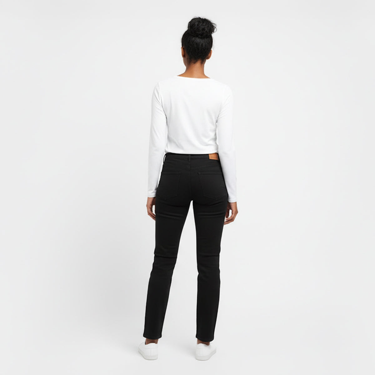 Drew White Long Sleeve Crew